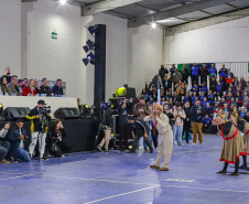Guaratuba, 28 de agosto de 2023 - A primeira dama, Luciana Saito Massa, participou da abertura do Jogos da Integração da Idoso.