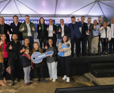 Lapa, 10 de agosto de 2023 - O governo do Paraná realiza na Lapa a entrega de 118 moradias populares, sendo 94 por meio do programa Casa Fácil.