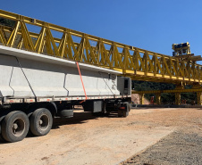Transporte de vigas para pontes da Rodovia dos Minérios segue até o dia 22 