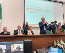 posse do novo presidente do Conselho Regional de Medicina Veterinária, Adolfo Yoshiaki Sasaki, nesta segunda-feira, na Fetaep