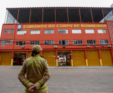 Paraná vai mandar mais 50 bombeiros para o Rio Grande do Sul neste domingo