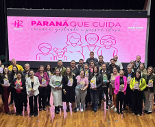  Paraná que cuida: Governo lança Caderneta de Saúde do Idoso e versão atualizada para crianças e gestantes  