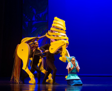 Balé Teatro Guaíra faz apresentações gratuitas do espetáculo Lendas Brasileiras em Cascavel
