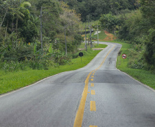 Antonina, 29 de agosto de 2023 - Rodovia PR 408, entre Morretes e Antonina.