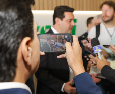 O governador Carlos Massa Ratinho Junior exaltou novamente a importância das cooperativas para a economia do Paraná durante a inauguração da nova sede administrativa do Sicredi em Palotina