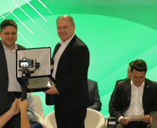 O governador Carlos Massa Ratinho Junior exaltou novamente a importância das cooperativas para a economia do Paraná durante a inauguração da nova sede administrativa do Sicredi em Palotina
