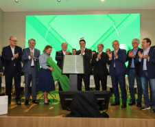 O governador Carlos Massa Ratinho Junior exaltou novamente a importância das cooperativas para a economia do Paraná durante a inauguração da nova sede administrativa do Sicredi em Palotina