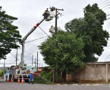 Mais de mil profissionais da Copel trabalham para restabelecer energia no Estado