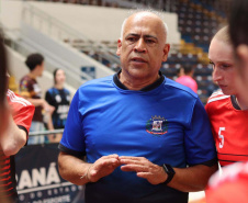 GINÁSIO DO TARUMÃ – Outro destaque do fim de semana do Esporte no Paraná foram as finais da Liga Metropolitana de Handebol, disputadas no Ginásio do Tarumã, um dos principais espaços esportivos pertencente ao Governo do Paraná.
