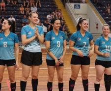 GINÁSIO DO TARUMÃ – Outro destaque do fim de semana do Esporte no Paraná foram as finais da Liga Metropolitana de Handebol, disputadas no Ginásio do Tarumã, um dos principais espaços esportivos pertencente ao Governo do Paraná.