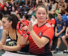 GINÁSIO DO TARUMÃ – Outro destaque do fim de semana do Esporte no Paraná foram as finais da Liga Metropolitana de Handebol, disputadas no Ginásio do Tarumã, um dos principais espaços esportivos pertencente ao Governo do Paraná.