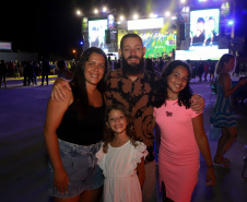 Roupa Nova e Rick e Renner encantam o público no segundo dia de shows no Verão Maior Paraná