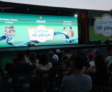 CINEMA NA PRAÇA