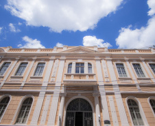 UEPG entrega restauro do prédio histórico do Museu Campos Gerais