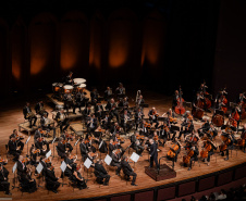 Concerto de aniversário da Orquestra Sinfônica do Paraná apresenta choros de Villa-Lobos