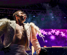 GUAÍRA TRIBUTO A ELTON JOHN