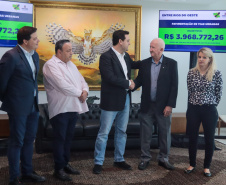 ASFALTO NOVO VIDA NOVA