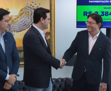 ASFALTO NOVO VIDA NOVA