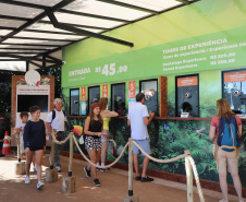  Paraná marca presença no Meeting Brasil 2024 para atrair turistas latinos