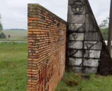 Restauração de monumento rodoviário de Poty Lazzarotto é homologada pelo DER 