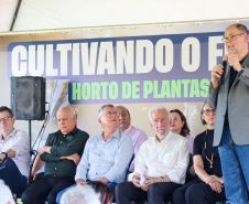 Darci Piana lança horto de plantas medicinais, aromáticas e condimentares em Londrina 