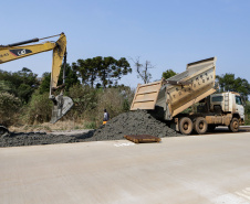 Clevelândia, 29 de agosto de 2024 - Obras de pavimentação em concreto com a técnica whitetopping na PR 280, na região sul do Paraná.