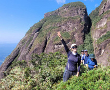 Na trilha certa, equipamentos de segurança e cuidados com a fauna e a flora: IAT elaborou um guia de bom comportamento para os usuários de parques estaduais.