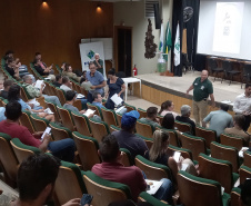 Leilão de sucatas do DER arrecada R$ 1,4 milhão 