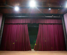 Quatro teatros em um: conheça os auditórios que compõem o complexo do Guaíra