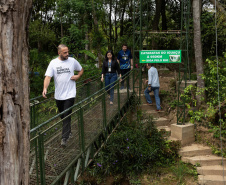 SANEPAR RETIRA 20 TONELADAS DE LIXO