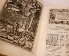 BIBLIOTECA