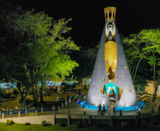 Dia da Padroeira do Brasil: eventos religiosos atraem milhares de turistas ao Paraná em outubro