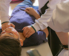 Medicina UEPG leva serviços de saúde para aldeia indígena na região 