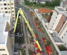 Plataformas mecânicas de 54 metros completam 5 anos de operação no CBMPR
