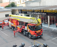 Plataformas mecânicas de 54 metros completam 5 anos de operação no CBMPR