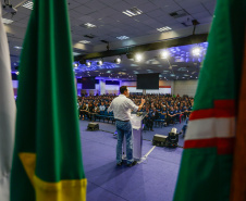 O governador Carlos Massa Ratinho Junior destacou, durante a abertura do Encontro das Cooperativas Paranaenses, nesta sexta-feira (29), a importância do sistema de cooperativo paranaense para os avanços econômicos do Estado. 