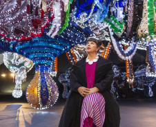SEEC CATÁLOGO EXPOSIÇÃO EXTRAVAGÂNCIAS MON LOJA