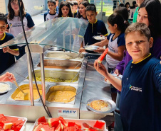 Em uma disputa de dar água na boca, Educação divulga finalistas do concurso Melhor Merenda Escolar do Paraná