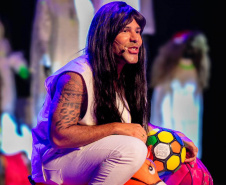  Atazanado: Rodrigo Sant’Anna traz novo show de humor para Curitiba