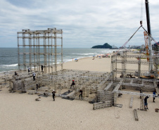 Estruturas estão sendo montadas em Matinhos e Pontal do Paraná para os shows do Verão Maior Paraná