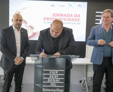 BRDE ASSINA CONVÊNIO FIEP