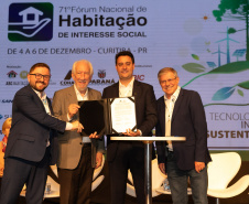 GOVERNADOR