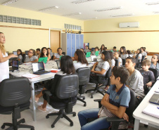 EDUCAÇÃO