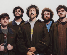 Palcos Sunset terão mais de 48 shows gratuitos de artistas paranaenses no Verão Maior Paraná