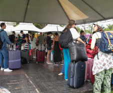 Paranaguá, 27 de dezembro de 2024 - O porto de Paranaguá recebe novo navio com turistas.