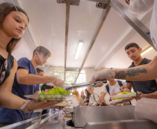 Projeto de lei busca subsidiar alimentação para estudantes das universidades estaduais