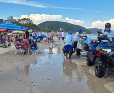 Sanepar recolhe mais de 48 toneladas de lixo no litoral do Estado em apenas 6 dias