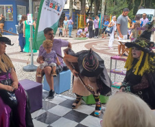 Caminhada marca início do Fevereiro Lilás, mês de conscientização sobre doenças raras 