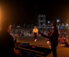 Shows das duplas João Haroldo & Betinho e Guilherme & Benuto no Centro Eventos Marisol