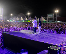 Shows das duplas João Haroldo & Betinho e Guilherme & Benuto no Centro Eventos Marisol